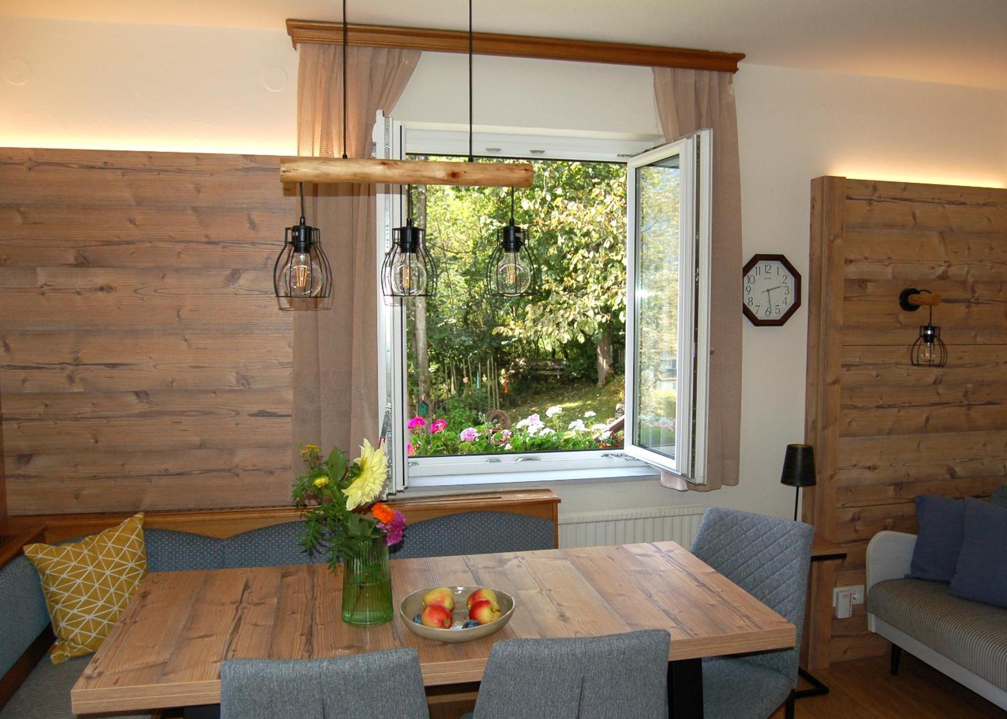 Ferienhaus Lechner Fuer Max 10 Personen - Wald Und Naturgarten Abtenau Extérieur photo